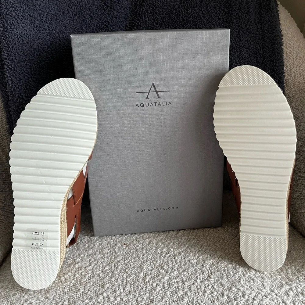 NWT Aquatalia Leather Amaya espadrille sandals~ size 10M